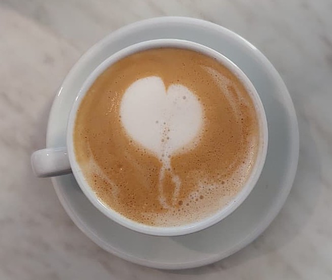 Hausgemachter Kaffe Latte zum genießen